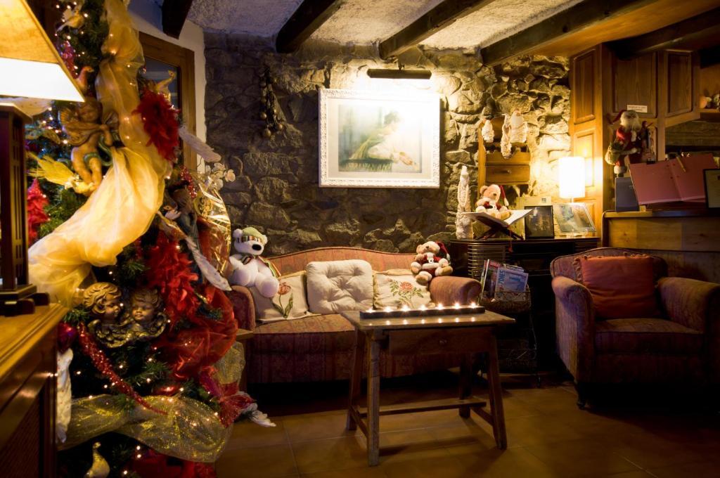 Hostal Cisco De Sans Andorra la Vella Luaran gambar